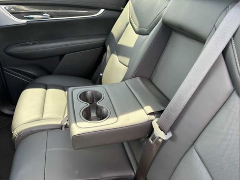 Used 2024 Cadillac XT6 Sport AWD/4WD image 27