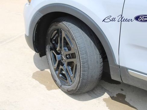 Used 2023 Kia Telluride EX X-Line AWD/4WD image 9
