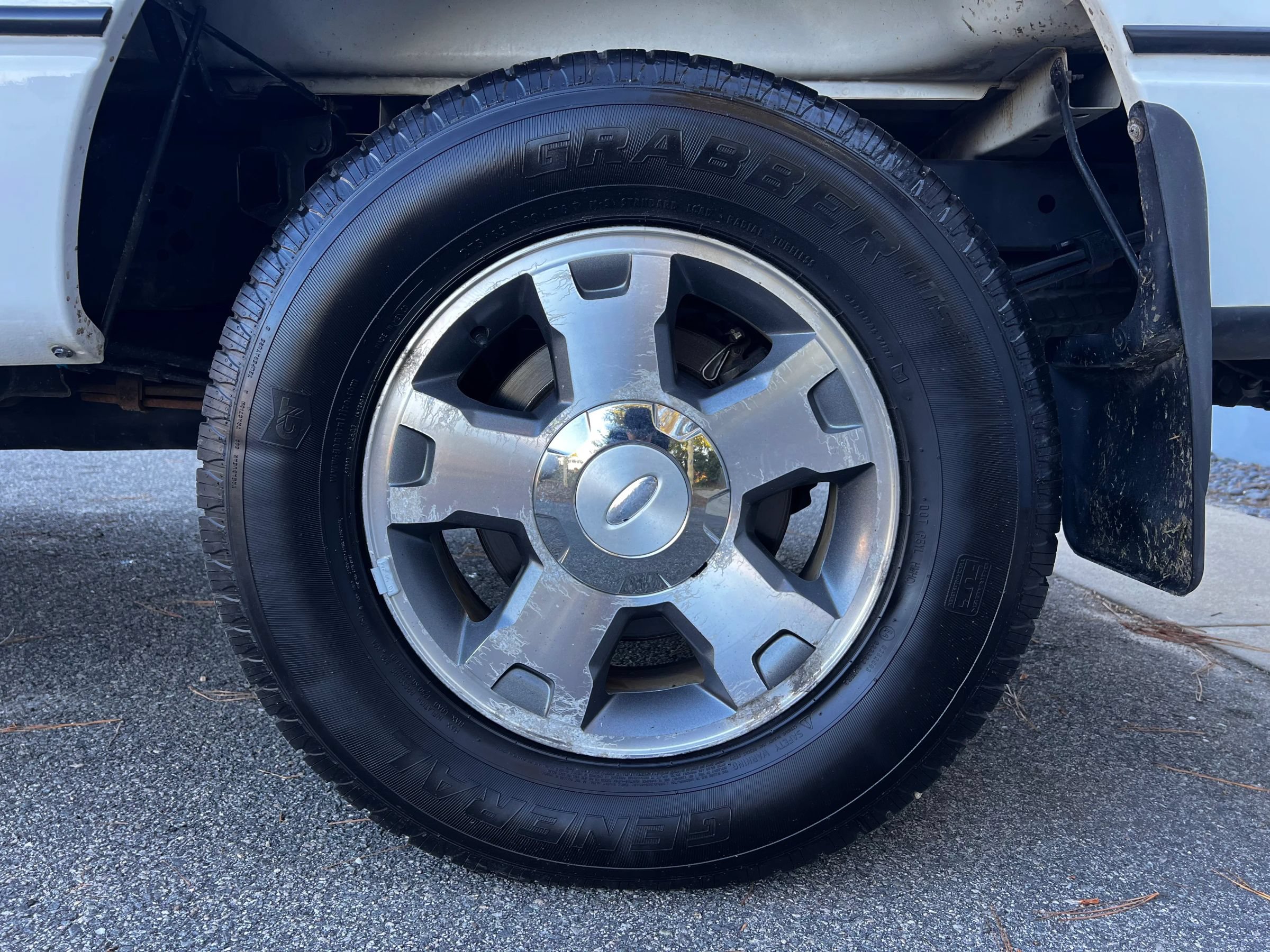 Used 2010 Ford F150 STX AWD/4WD image 27
