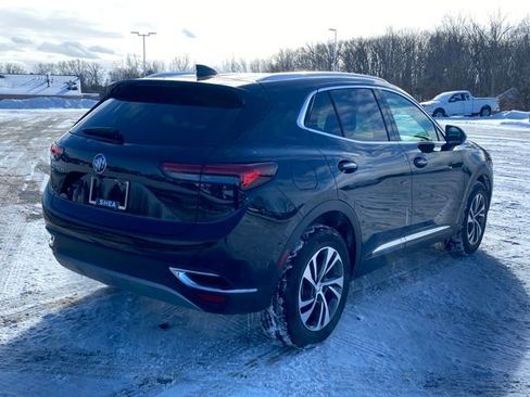 Used 2023 Buick Envision Essence image 3