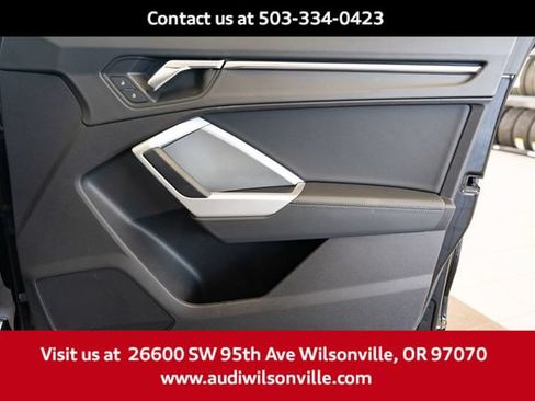 Used 2022 Audi Q3 2.0T Premium w/ Convenience Package AWD/4WD image 26