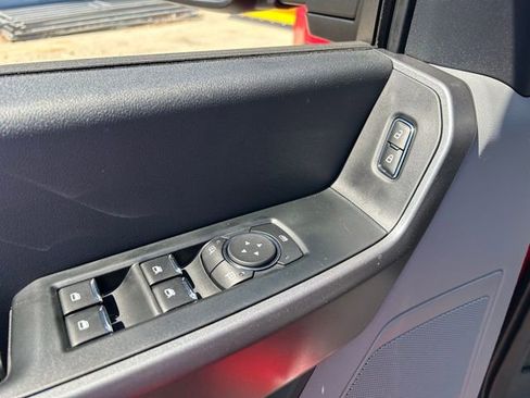 New 2025 Ford F550 4x4 Crew Cab w/ XLT Value Package image 12