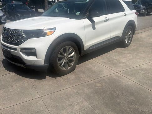Used 2022 Ford Explorer Limited w/ Equipment Group 301A RWD image 1