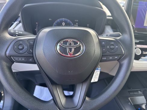 New 2026 Toyota Corolla Cross L FWD image 17