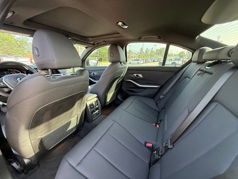 Used 2020 BMW 330i xDrive Sedan AWD/4WD image 25