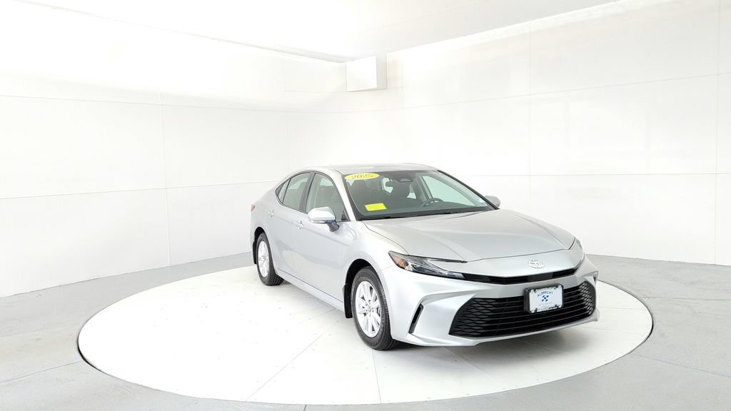 Certified 2025 Toyota Camry LE AWD/4WD image 1