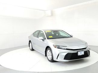 Used 2025 Toyota Camry LE AWD/4WD video 1