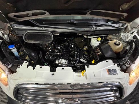 Used 2018 Ford Transit 350 XLT image 36