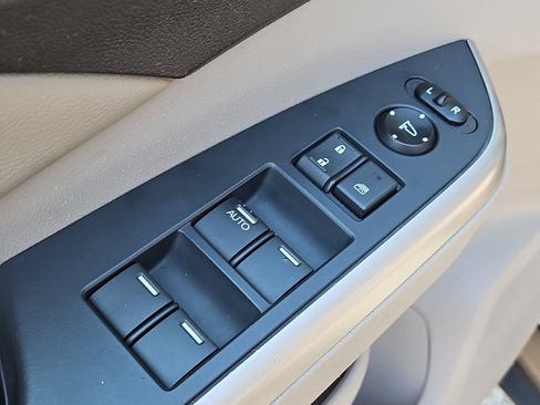 Used 2014 Honda CR-V EX-L image 23