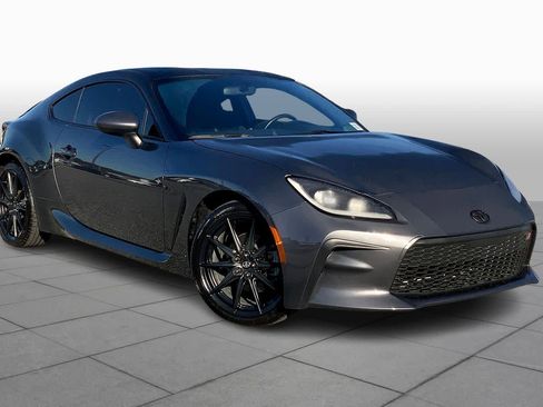 Used 2023 Toyota GR86 Premium image 2