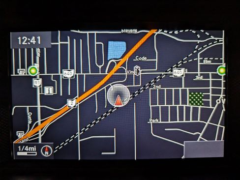 Used 2013 Mercedes-Benz C 300 4MATIC Sedan image 5