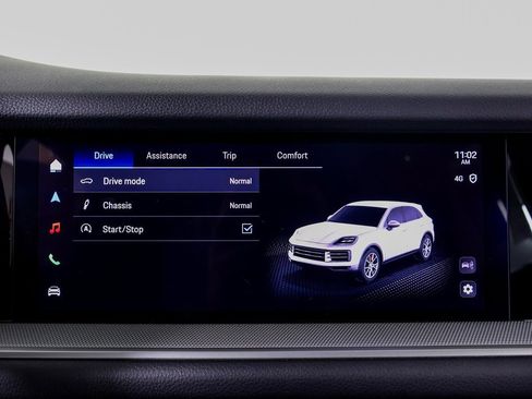 Used 2024 Porsche Cayenne image 15