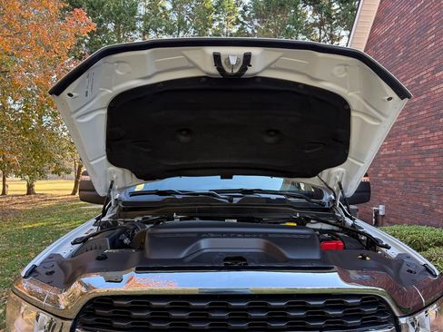 Used 2024 RAM 3500 Big Horn image 75