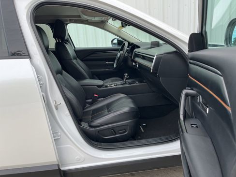 Used 2023 MAZDA CX-50 AWD 2.5 S w/ Premium Plus Pkg image 14
