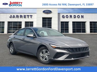 Used 2025 Hyundai Elantra SE