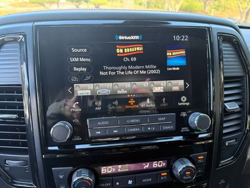 Used 2021 Nissan Titan PRO-4X w/ Pro-4x Convenience Package image 28