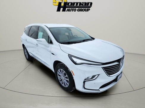 Used 2024 Buick Enclave Essence w/ Trailering Package, 5000 lbs. image 7