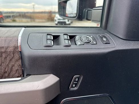 Used 2019 Ford F250 Lariat image 21