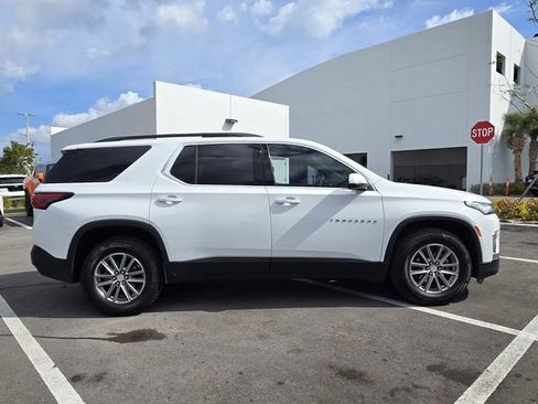 Certified 2023 Chevrolet Traverse LT image 8