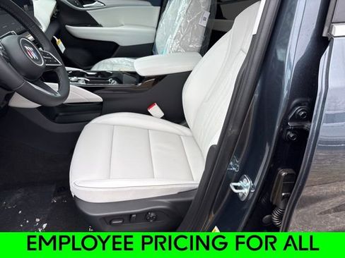 New 2026 Buick Envision Avenir image 13