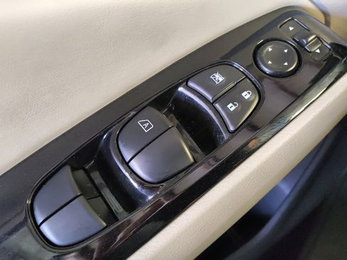 Used 2023 Nissan Altima 2.5 SV FWD image 27