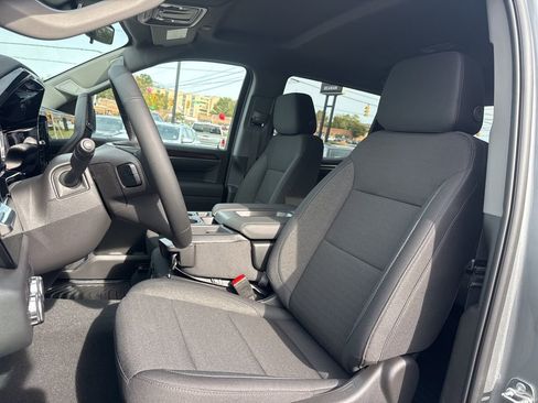 New 2026 GMC Sierra 1500 Elevation image 18