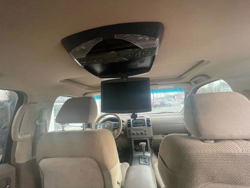 Used 2005 Nissan Pathfinder SE w/ (P01) Se Premium Pkg image 20