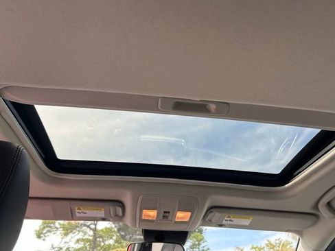 Used 2017 MAZDA MAZDA3 Touring image 17