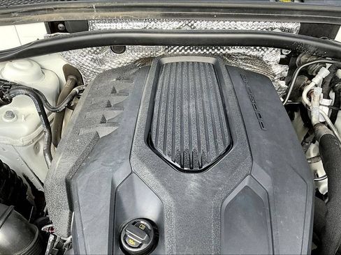 Used 2022 Porsche Macan AWD/4WD image 27