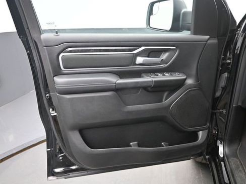 Used 2023 RAM 1500 Big Horn AWD/4WD image 12