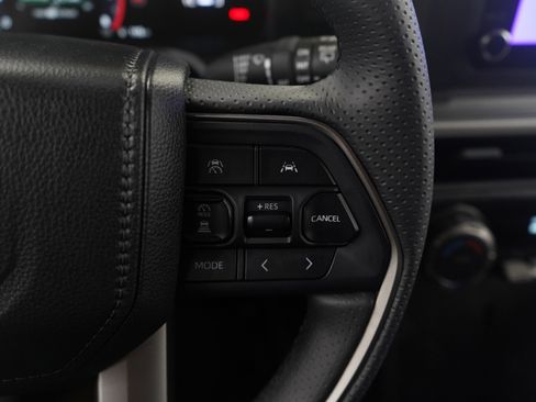 Used 2025 Toyota 4Runner SR5 image 24