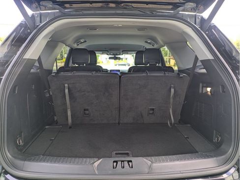Certified 2023 Ford Explorer XLT w/ Equipment Group 202A RWD image 7