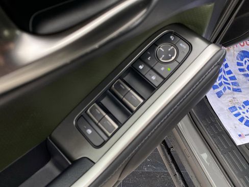 Used 2024 Lexus GX 550 image 39