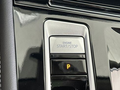 New 2026 Volkswagen Atlas SEL image 23