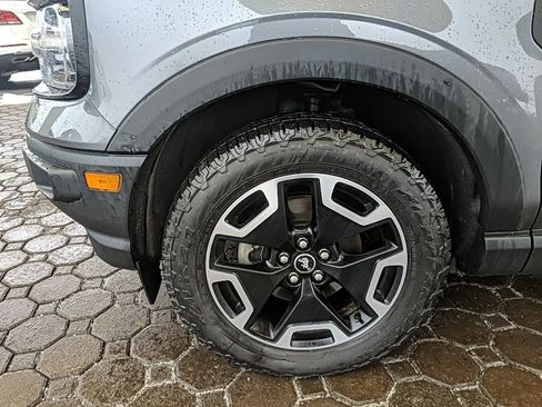 Used 2021 Ford Bronco Sport Outer Banks image 9