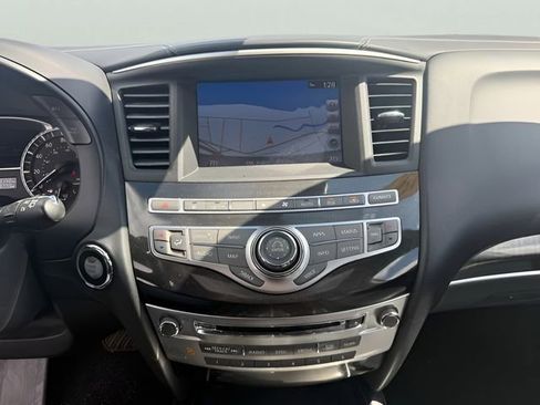 Used 2019 INFINITI QX60 Luxe w/ Essential Package image 21