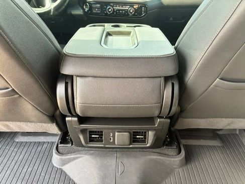 Used 2025 Chevrolet Silverado 3500 LTZ AWD/4WD image 19