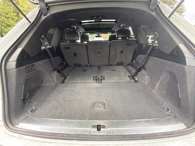 Used 2018 Audi Q7 3.0T Premium Plus w/ Premium Plus Package AWD/4WD image 15