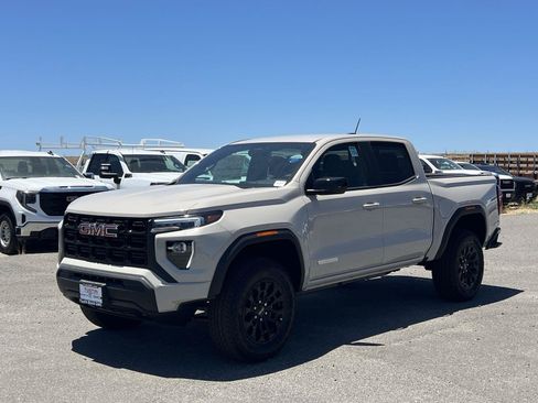 New 2026 GMC Canyon Elevation RWD image 7