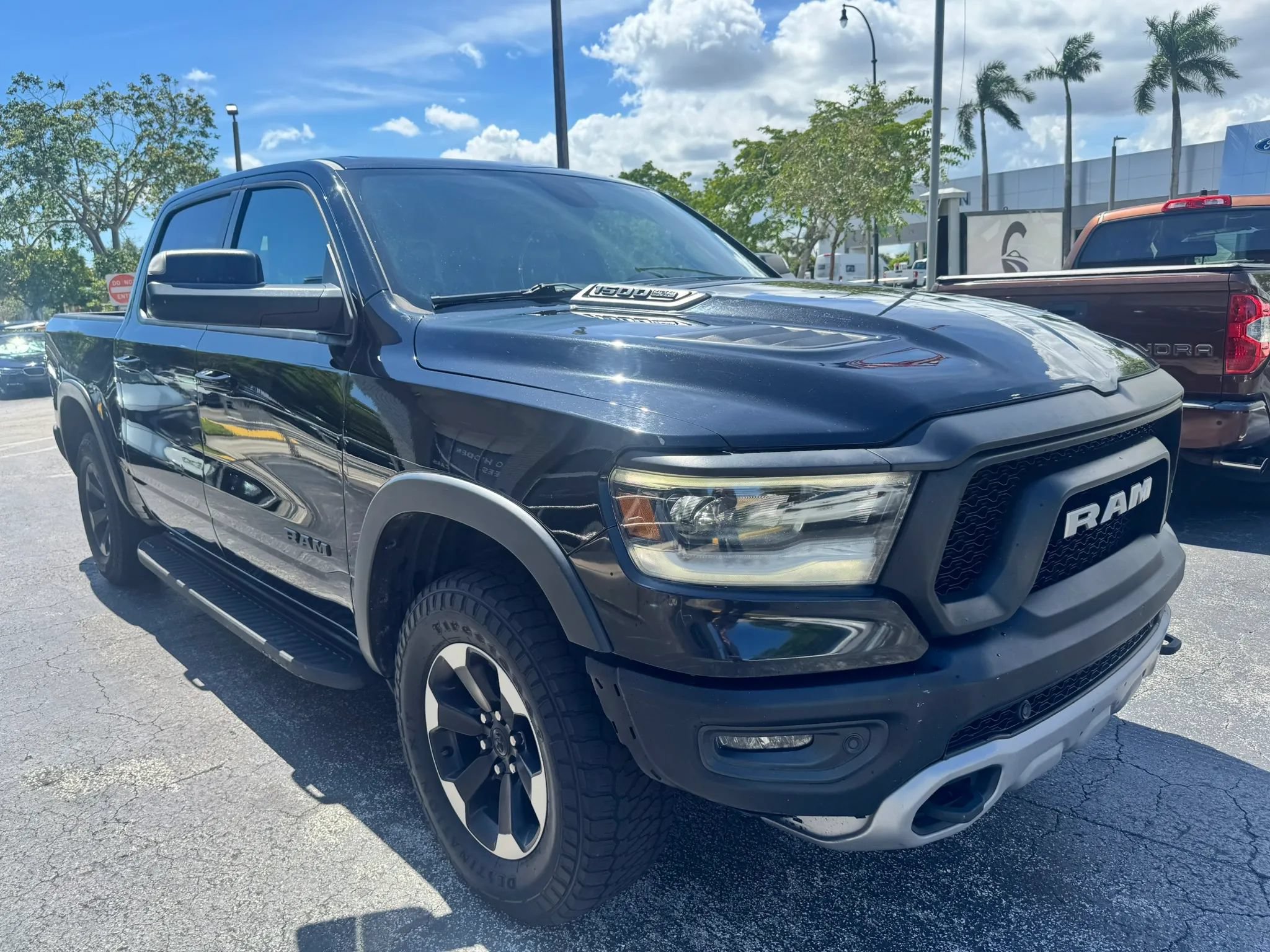 Used 2019 RAM 1500 Rebel w/ Rebel Level 2 Equipment Group AWD/4WD image 3