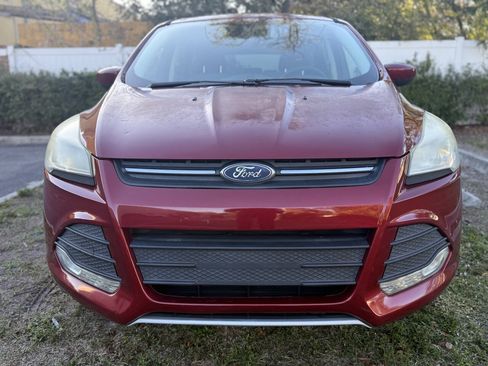 Used 2016 Ford Escape SE FWD image 2