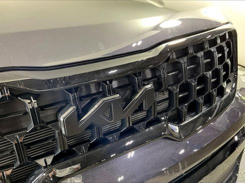 Used 2025 Kia Telluride EX X-Line image 34