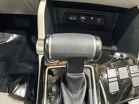 Used 2023 Kia Sportage EX FWD image 41