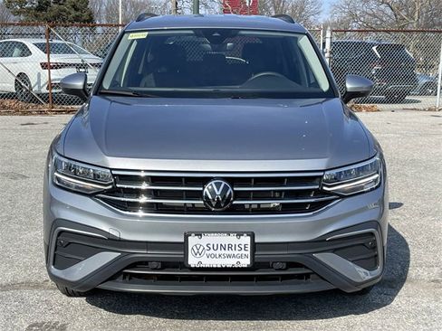 Used 2024 Volkswagen Tiguan S image 4