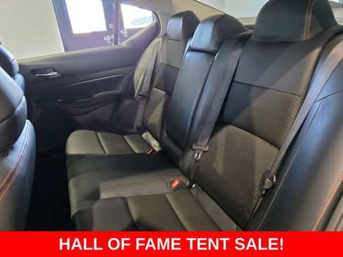 Used 2025 Nissan Altima 2.5 SR FWD image 16