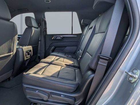 Used 2025 Chevrolet Tahoe RST RWD image 14