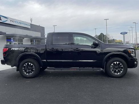 Used 2024 Nissan Titan PRO-4X w/ Off Road Protection Package image 3