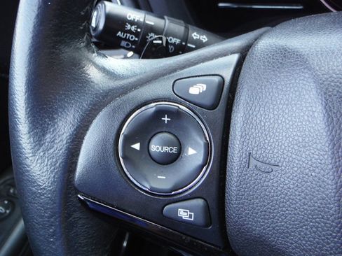 Used 2019 Honda HR-V EX-L image 31