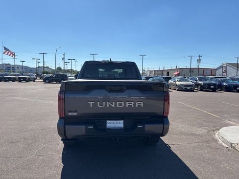 Used 2023 Toyota Tundra Platinum AWD/4WD image 6