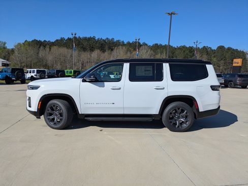 New 2026 Jeep Grand Wagoneer Upland image 5